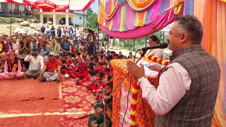 शिक्षा मंत्री ने चौपाल विस क्षेत्र में किए 1 करोड़ के लोकार्पण एवं शिलान्यास