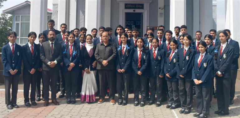 भारत विश्व का सबसे बड़ा लोकतंत्र, लोकसभा और विधानसभा लोकतंत्र के सबसे बड़े मंदिर : कुलदीप पठानियां