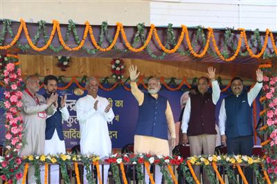 PM participates in Kullu Dussehra celebrations at Dhalpur Ground