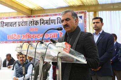 CM lays foundation of 'Himachal Niketan' at Delhi