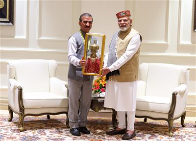 CM calls upon Prime Minister Narendra Modi