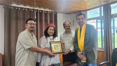 13-Member PIB Shimla Media Delegation Visits Temi Tea Garden, Explores Complete Tea Production Process