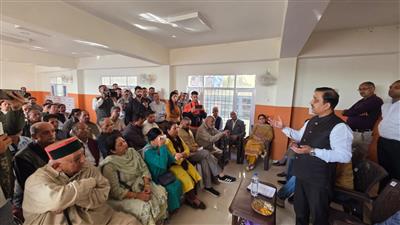 विकास जरूरी, लेकिन लोगों की जान और जिंदगी उससे भी ज्यादा जरूरी; शांति विहार के प्रभावित परिवारों के हितों से नहीं होने देंगे समझौता : सुरेश कश्यप